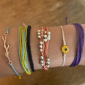 6 Pura Vida bracelets